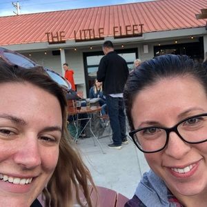 Meet your Posher, Caitlin